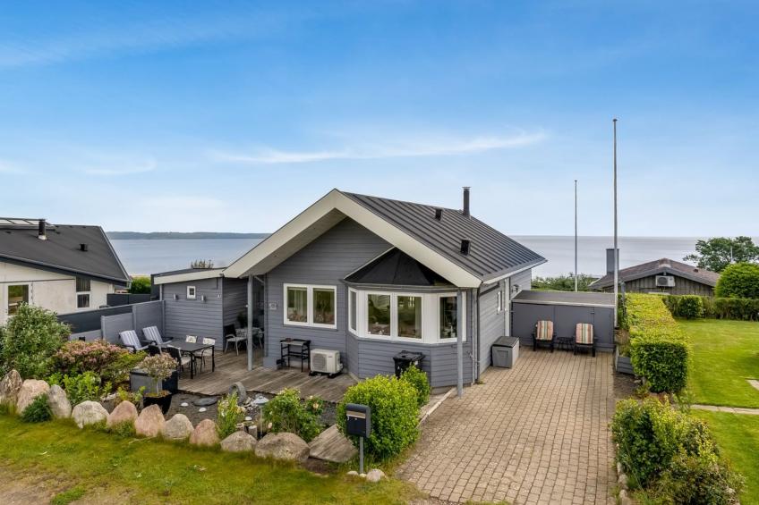 "Tofan" - 75m from the sea