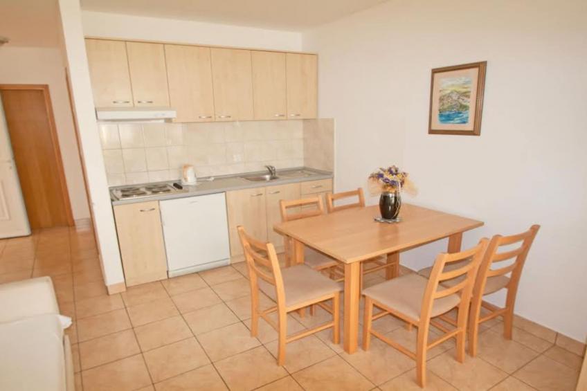 Beachfront Apartments Tamarix - Superior One Bedroom Apartment (Grand) 1 - foto 2