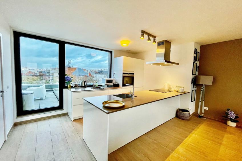 Modern 2BR Penthouse Near Diamond District by OneLuxStay - foto 3