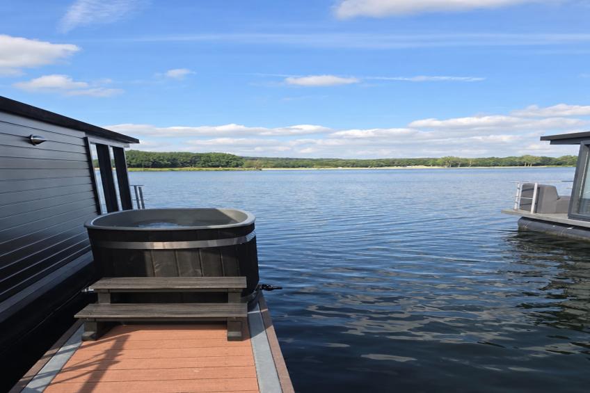 Houseboat Marina Mookerplas with Duo Hot Tub | 4 - 6 people - foto 17