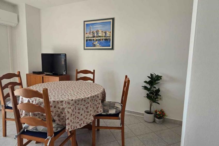 Vakantiewoning met terras - BF-GC6ZJ - foto 9