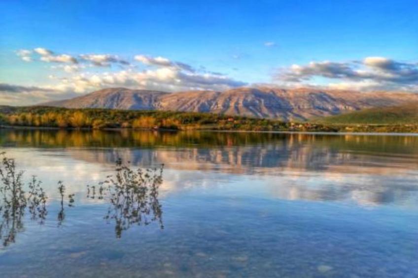 Apartment and Room Mare Vrlika - Two Bedroom Apartment  with Balcony - foto 14