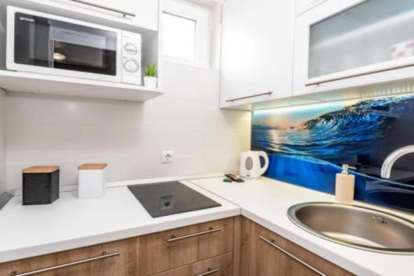 Villa Goldfield - Comfort One Bedroom Apartment with Sea View and Balcony - foto 5
