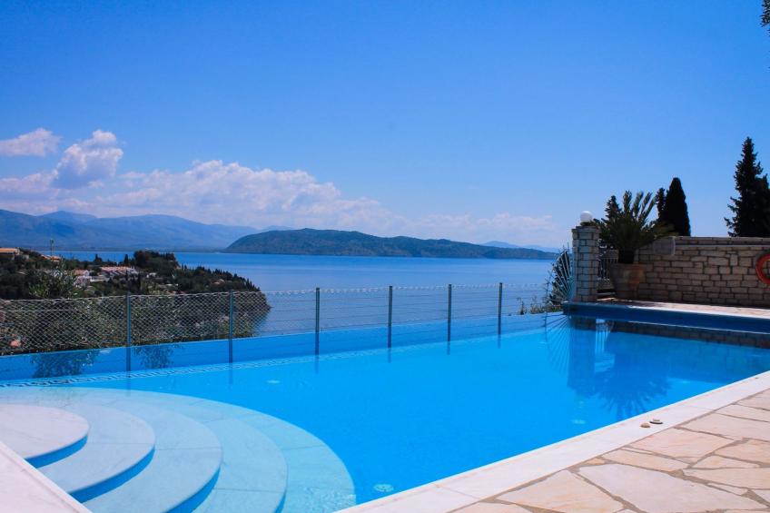 Wunderschöne Villa mit Panoramablick auf das Meer - foto 5