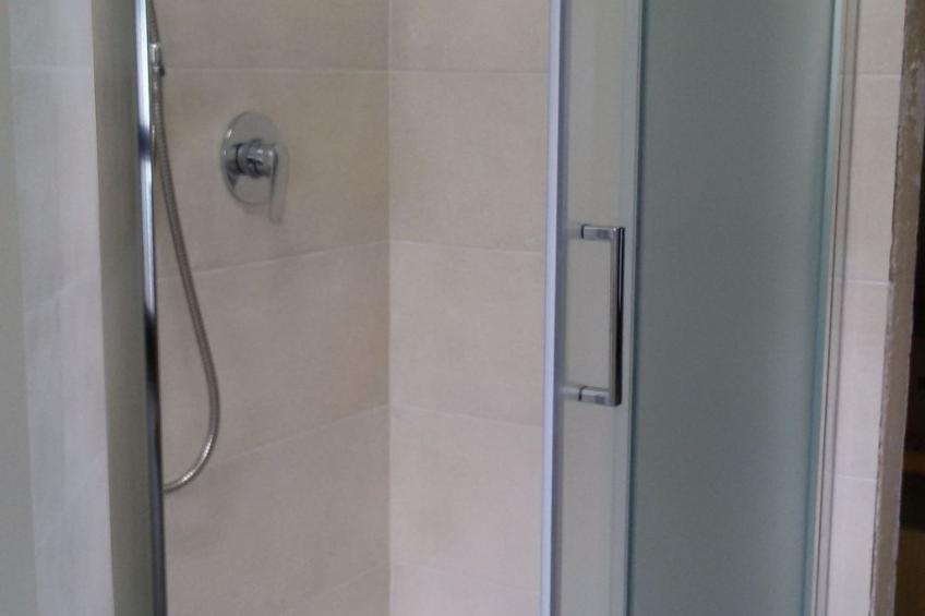 Zwei-Zimmer-Penthouse-Wohnung mit Terrasse mit Meerblick - foto 11