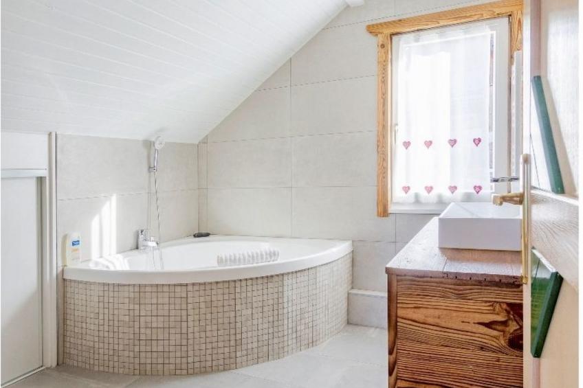 Chalet "Le Flocon Bleu" mit Blick auf das Wasser - foto 34