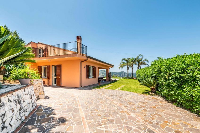 Berghütte "Villa Malú" mit Blick auf das Wasser - foto 12