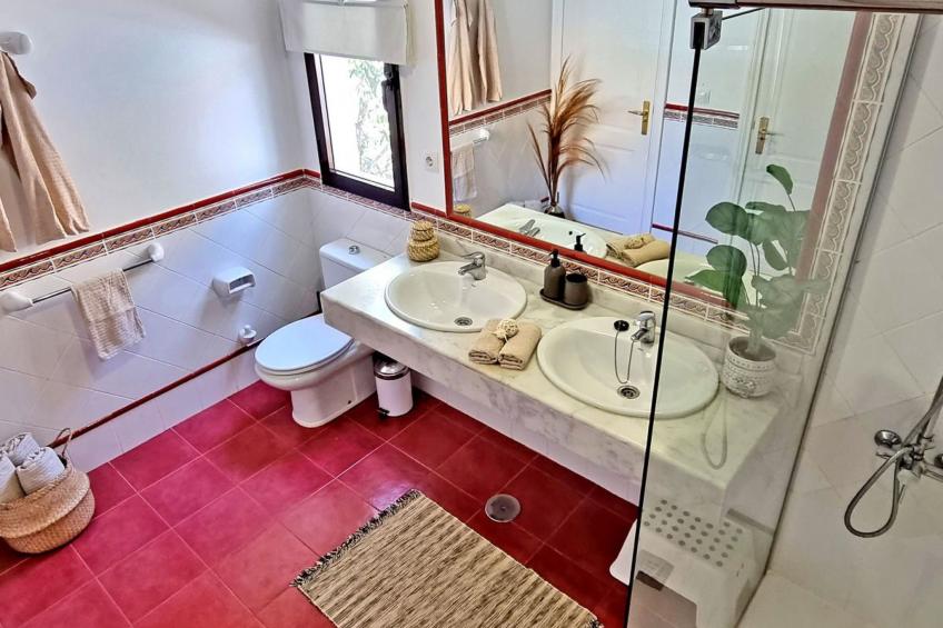Komfortables Ferienhaus in Corralejo mit privatem Garten und beheiztem Pool - foto 17