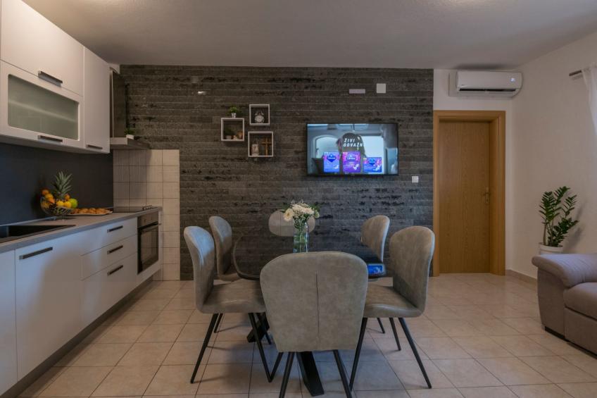 Haus in Grubine mit Außenpool - foto 17