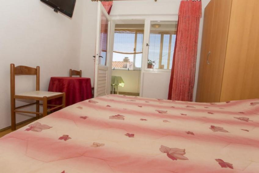 Double Room with Private Balcony (A2) - foto 10