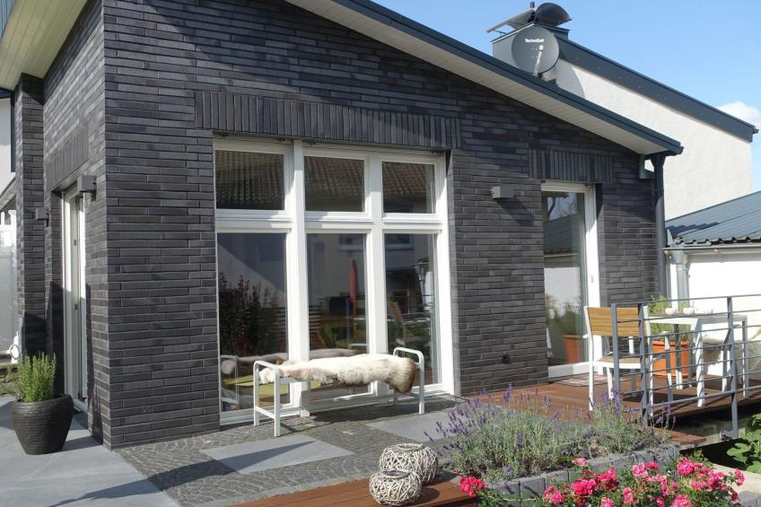 EifeLeben mit wunderschönem Garten