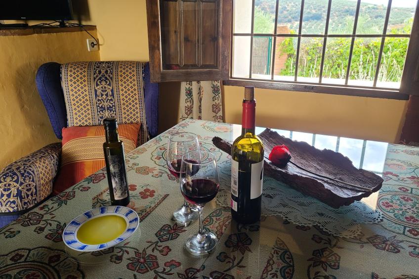 Schöne Ferienwohnung in Iznájar mit Garten, Terrasse und Grill - foto 3