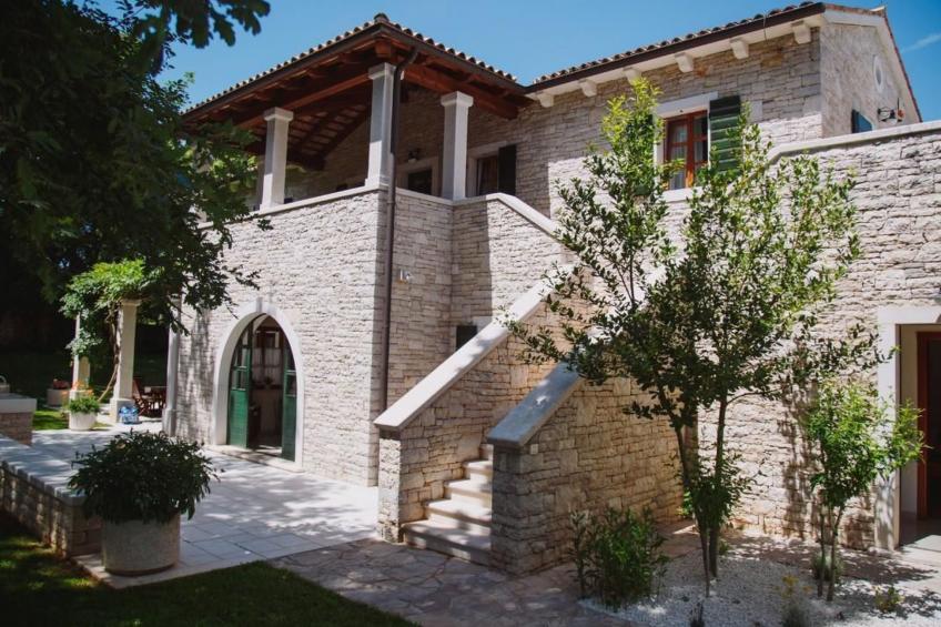 Luxusvilla mit Garten und Pool sowie herrlicher Aussicht - foto 35