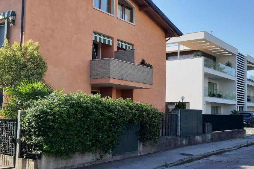 Stilvoller und gemütlicher Mini mit Garage - foto 24