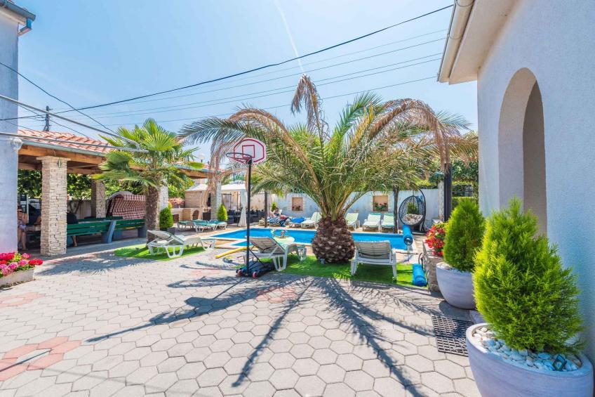 Holiday apartment with airconditioning - BF-YW2M - foto 13