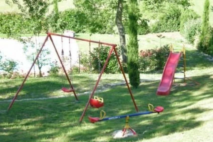 mit möbliertem Balkon - foto 12