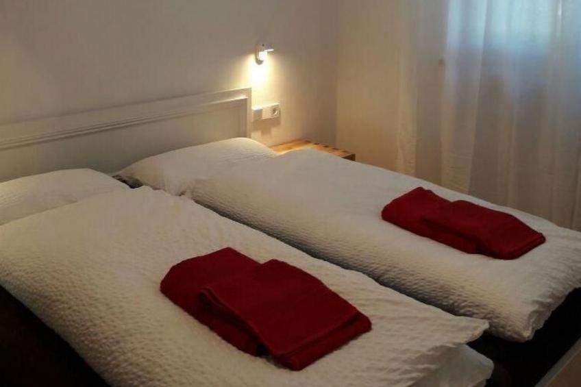 Villa am Gardasee mit großem Pool und Garten - foto 18