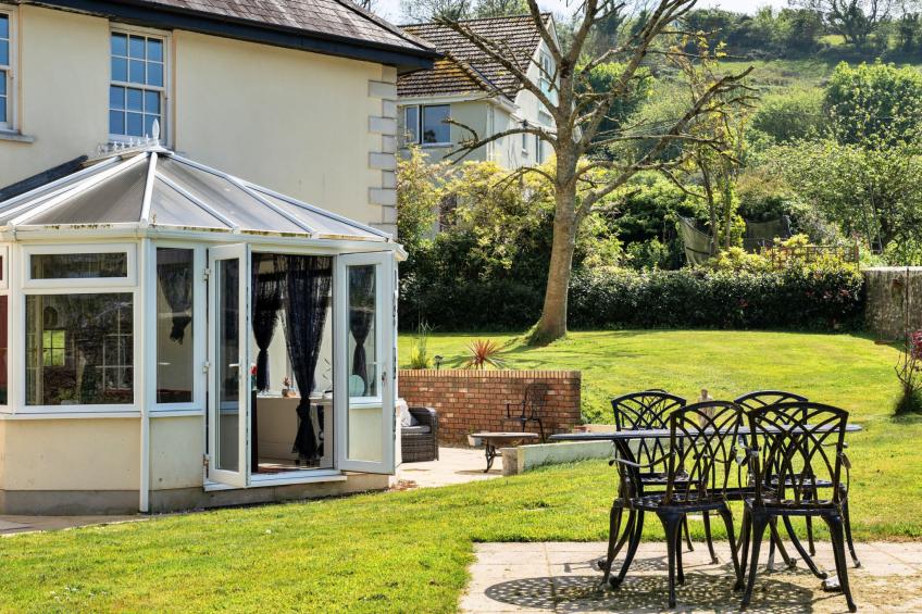 Nicely Tucked Away Cottage - foto 34