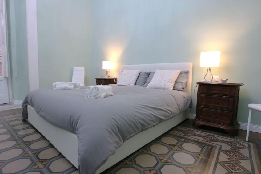 Große Duomo-Wohnung im historischen Zentrum