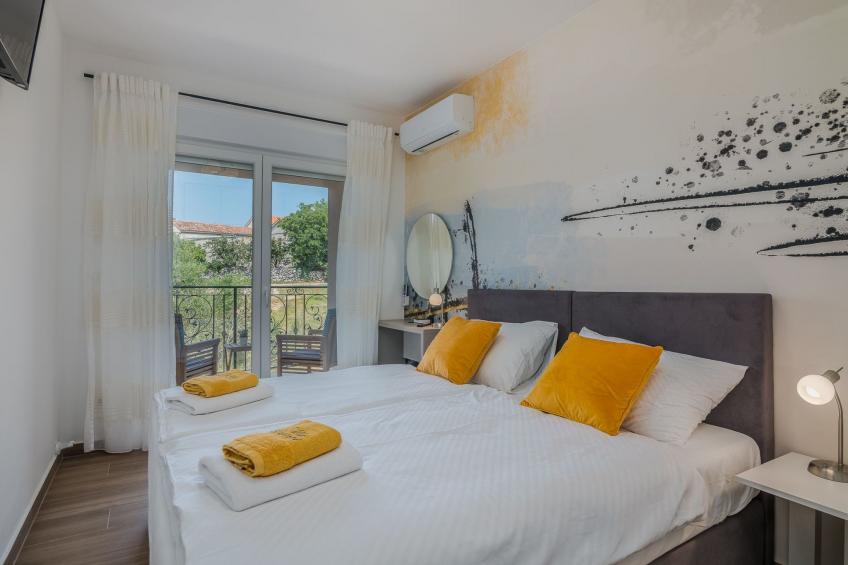 Luxuriöse Villa mit Salzwasserpool in einer ruhigen Gegend - foto 17