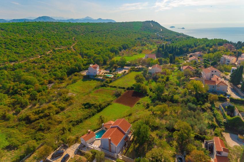 Holiday Home Trojković- Four Bedroom Holiday Home with Terrace and Swimming Pool - foto 31
