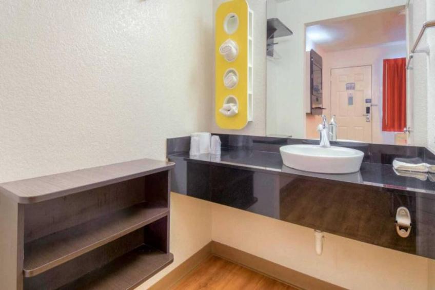 1 Queen Bed - foto 9