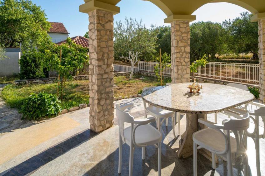 Charming Villa Rea, 8+2 with heated pool - foto 55