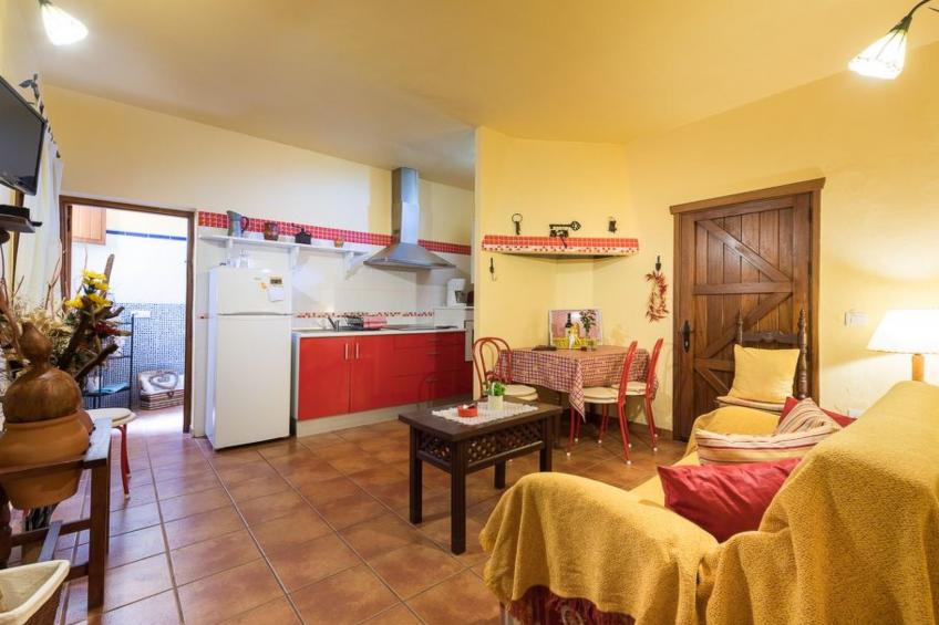 Finca mit Pool - foto 5