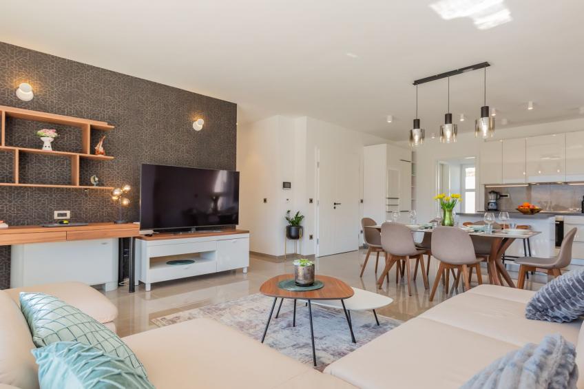 in Dugopolje mit Privatem Pool - foto 12