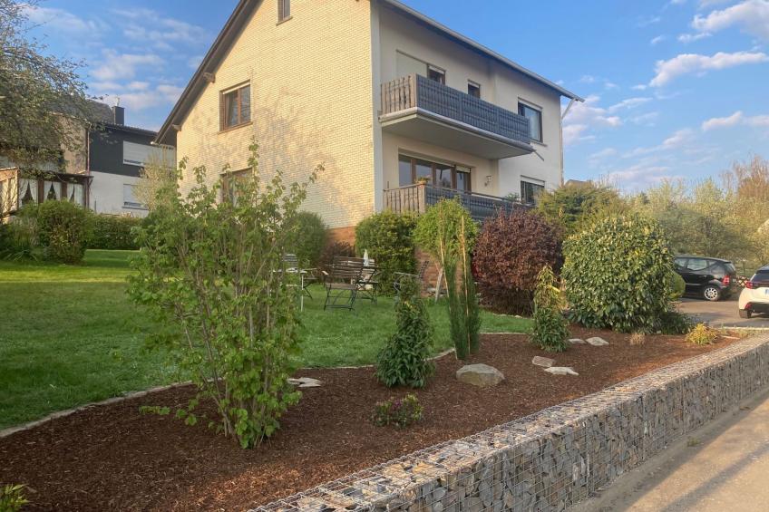 Appartement mit Balkon