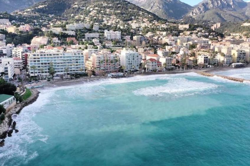 06b - Beau 2 Pièces Rénové Avec Terrasse Vue Mer - foto 28