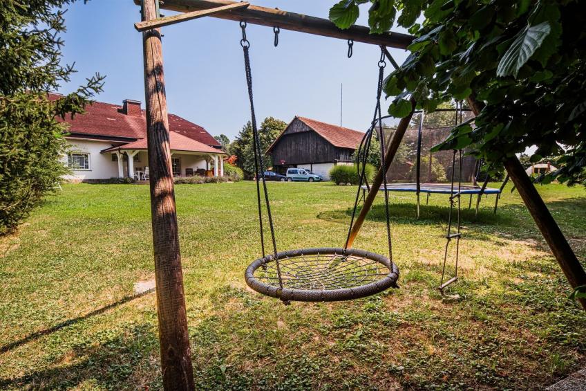 Stunning Rural Holiday Home with Garden and BBQ -  Four Bedroom Holiday Home - foto 42