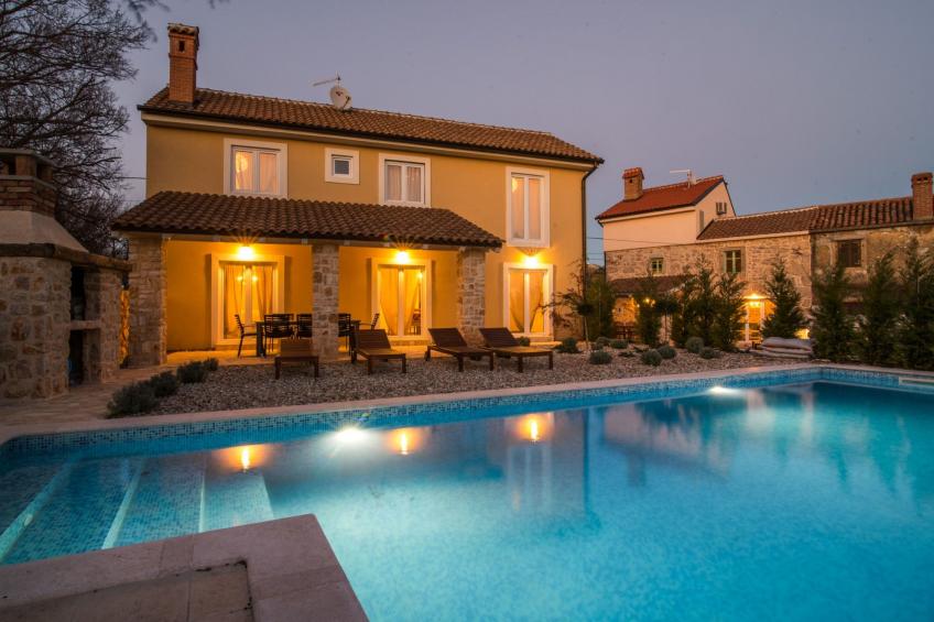 Eine luxuriöse Villa "Maslina" mit Pool und Grill - foto 32