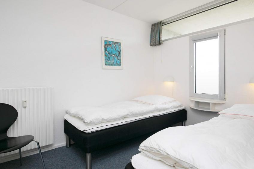 2 room - foto 35