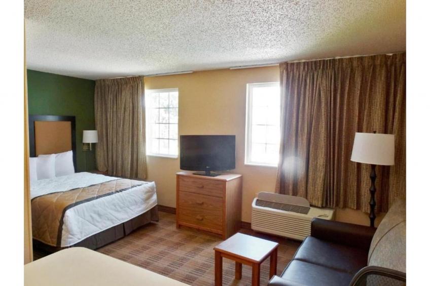 1 Queen Bed | Non-Smoking, Kitchen - foto 15