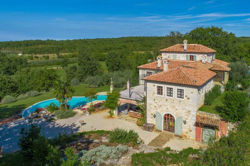 Villa in een idyllische omgeving, met zwembad - BF-DZHHZ - foto 11