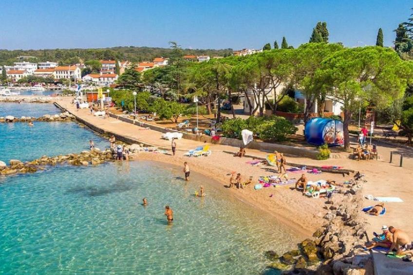 Villa Kamenica  im mediterranen Stil mit Innen- und Außenpool - foto 12