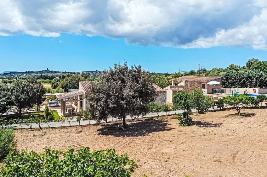 Finca mit großem eingezäunten Pool und Klimaanlage. - foto 12