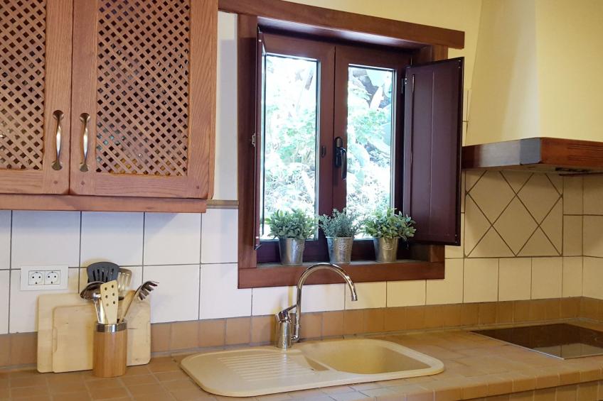 Finca mit Wasserblick - foto 6