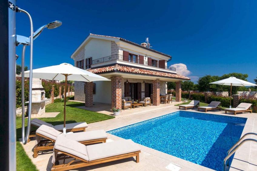 Villa met airco en buitenzwembad - BF-BNN7G - foto 2