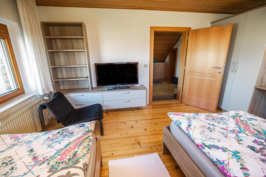 Relaxing Retreat with Hot Tub in Sevnica - Three Bedroom Apartment - foto 7