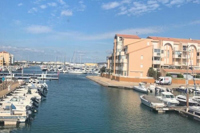 Appartement Duplex Face Au Port 50 M Des Plages - foto 9