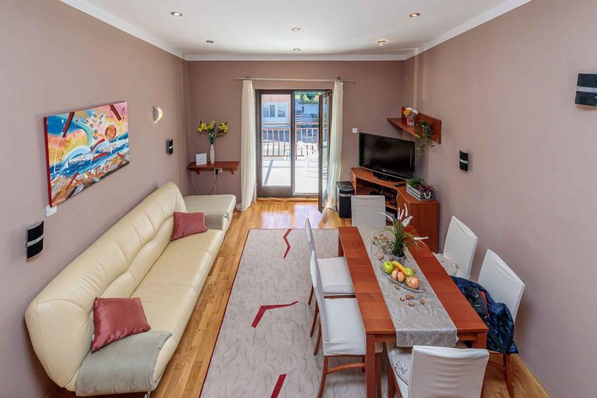 Ferienwohnung mit Klima und Balkon - BF-645X6