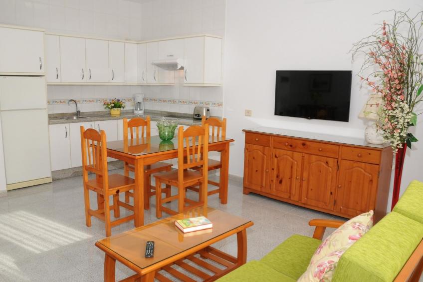 Helles Appartement im Erdgeschoss - foto 5