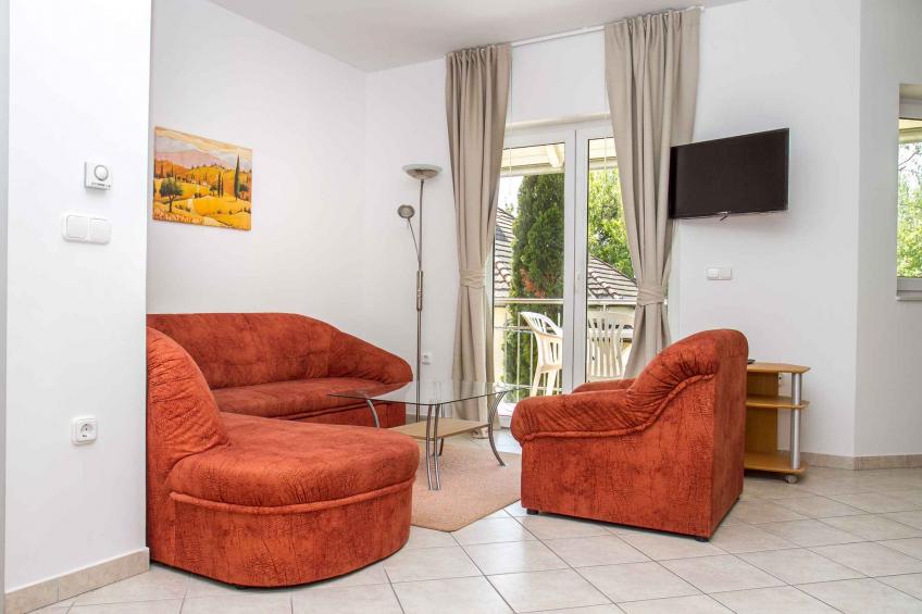 Holiday house in the town centre and near Lake Balaton - BF-X43B - foto 10