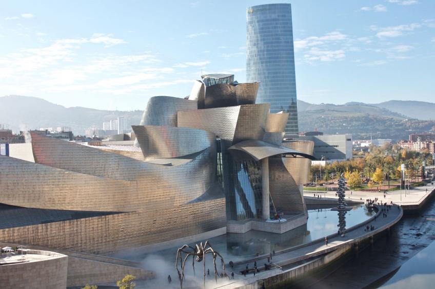 9 Zimmer. 24 pro. Strand. In der Nähe von Bilbao - foto 25