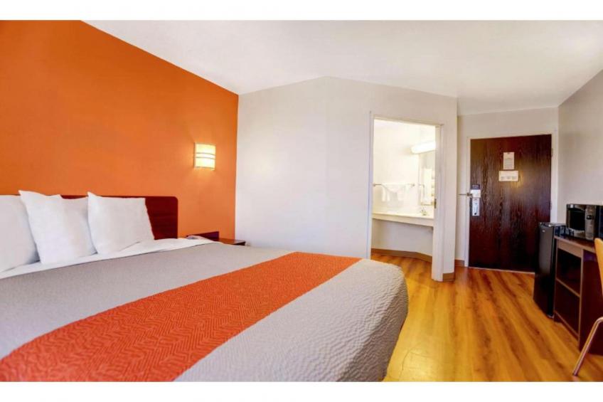 1 QUEEN BED  MOBILITY ACCESSIBLE TUB NSMK - foto 25