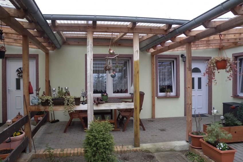 Holiday apartment with canopied terrace - BF-H55R