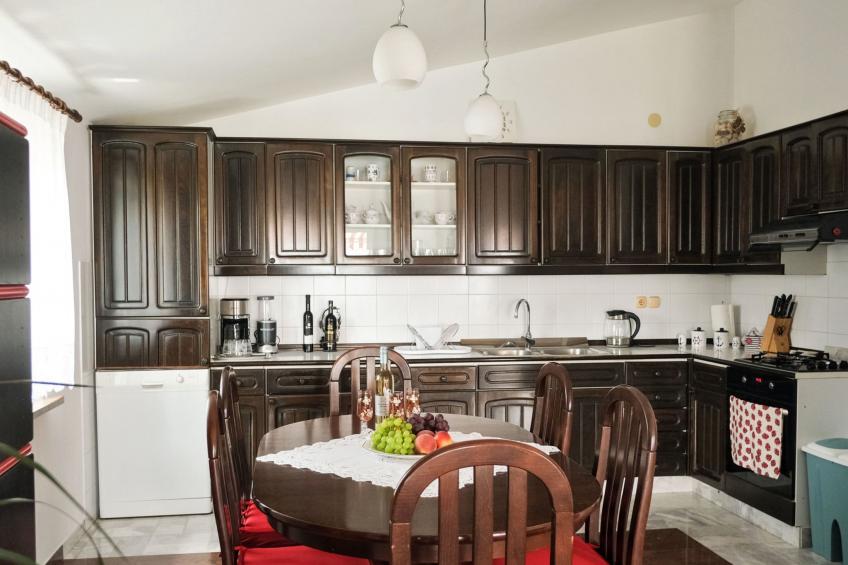 Große Ferienwohnung in Duće mit Privatem Balkon und Meerblick - foto 15