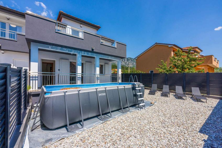 Villa met zwembad en barbecueplaats - BF-PTPNH - foto 19